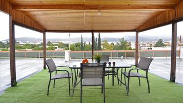 Studio | Terrace/patio