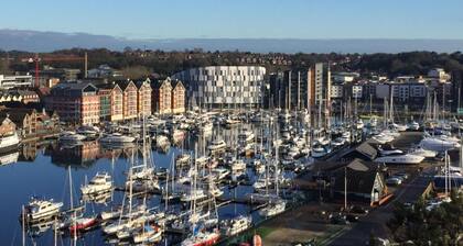 Toothbrush Apartments Waterfront - Adults Only