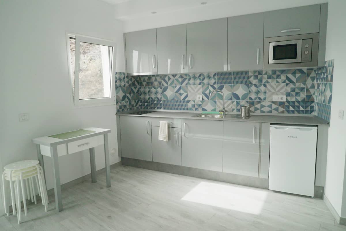 Family Apartment, Ocean View, Tower (Towers) | Private kitchen | Coffee/tea maker, mini-fridge, electric kettle