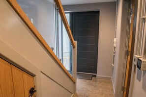 都會複式房屋, 1 間臥室 | 客廳 | 智能電視