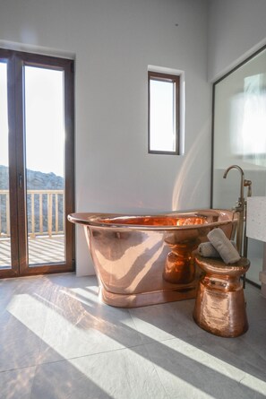 Superior Double room with Luxury Bath, Balcony and Sea View - Charisma Hotel and Wellness Suites (Mykonos)