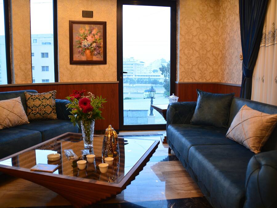 40-inch LCD TV with satellite channels, TV, fireplace