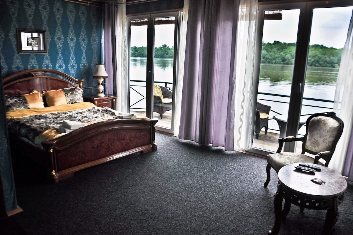 Luxury Room, River View