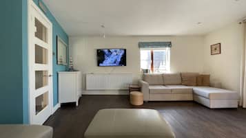 Apartment | Living room | 55-inch Smart TV with digital channels, TV