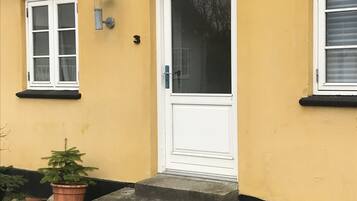 Standard Apartment, 2 Bedrooms, Terrace (3) | Interior entrance