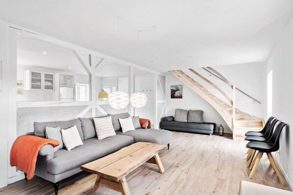 Appartement Standard, 2 chambres, terrasse (3) | Salle de séjour