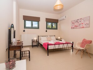 Panoramic Villa, 3 Bedrooms, Private Pool, Sea View | 3 bedrooms, iron/ironing board, free cots/infant beds, free WiFi