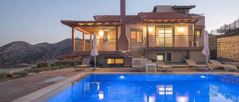 Outdoor pool, pool umbrellas, pool loungers