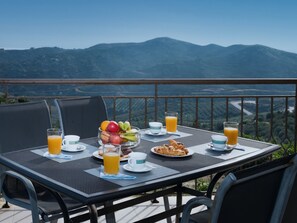 Panoramic Villa, 3 Bedrooms, Private Pool, Sea View | Balcony - Eolos (Malevizi)