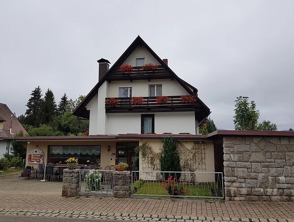 Façade de l’hébergement