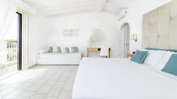 Junior Suite Deluxe, Terrazzo Vista Mare | Minibar, con stile personalizzato, con arredamento individuale