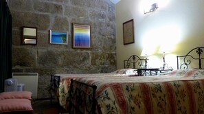 1 Schlafzimmer, Reisekinderbett, WLAN, Bettwäsche