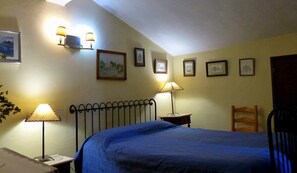 1 bedroom, travel cot, WiFi, bed sheets