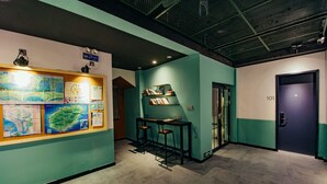Interior - Sanya Backpacker Hostel (Sanya)