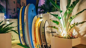 Property entrance - Sanya Backpacker Hostel (Sanya)