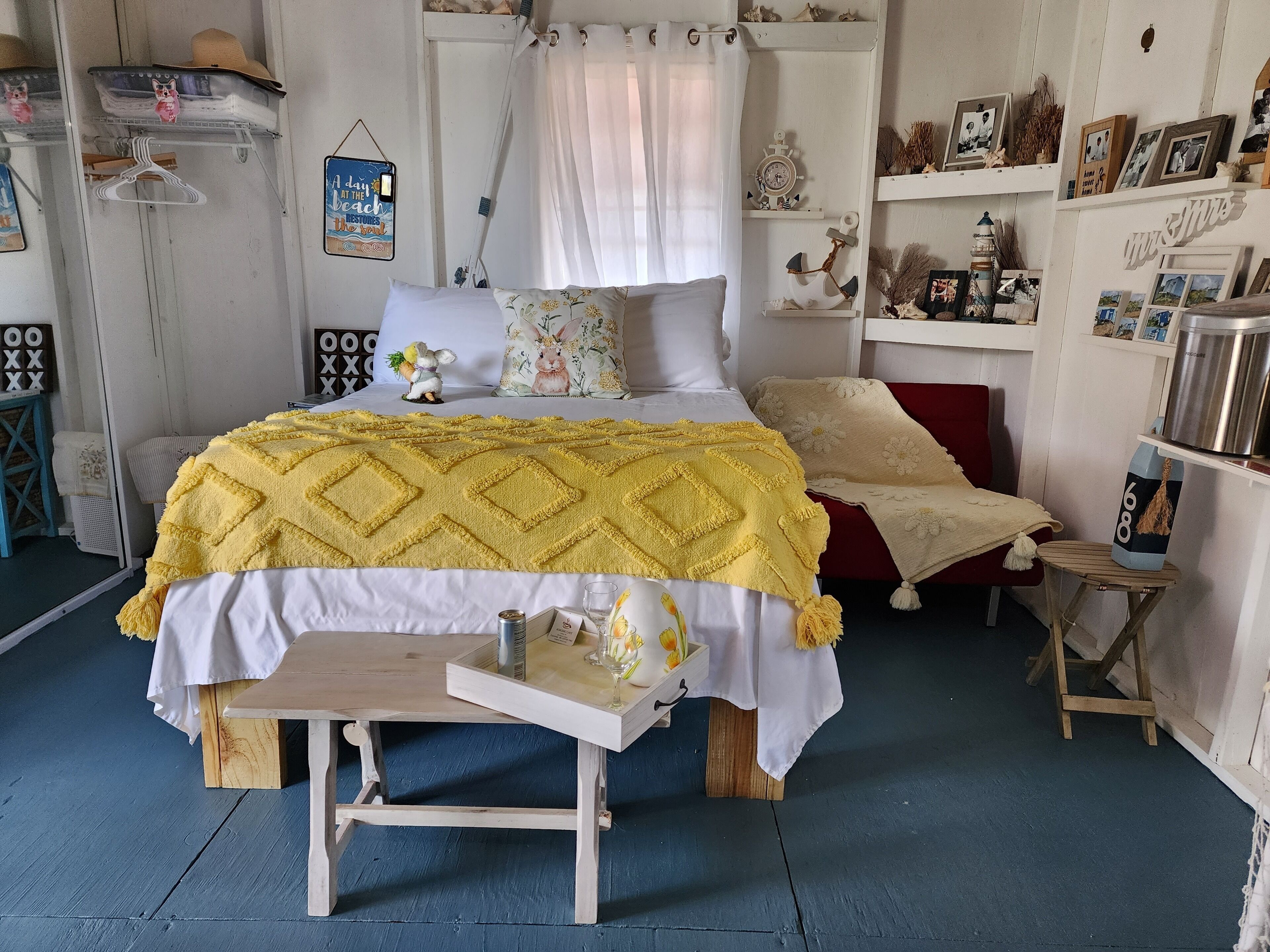 1 quarto, escrivaninha, ferros/tábuas de passar roupa, Wi-Fi de cortesia