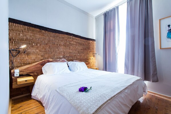 Doppia Design | Biancheria da letto ipoallergenica, insonorizzazione, Wi-Fi gratuito