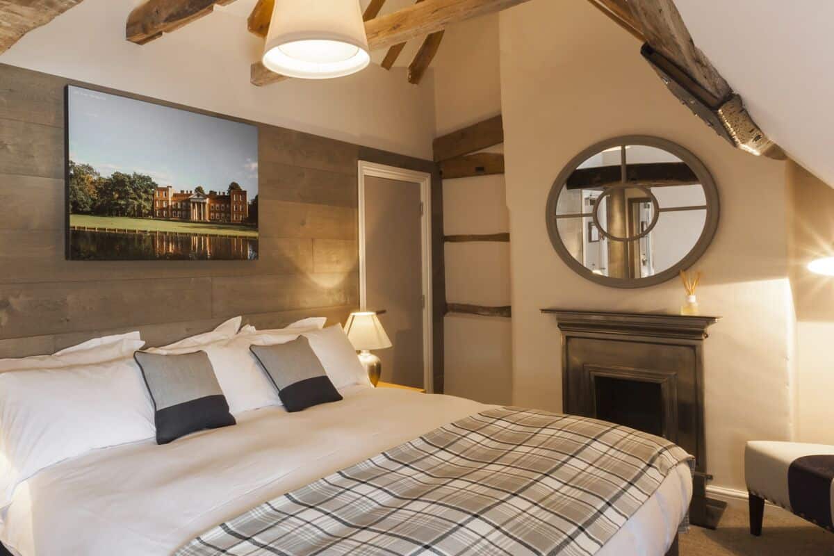 Double or Twin Room | Desk, soundproofing, iron/ironing board, free WiFi