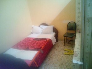 Habitación individual | Wifi gratis y ropa de cama