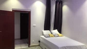 1 bedroom, iron/ironing board, bed sheets