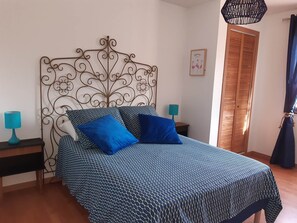 1 soverom, strykejern/-brett og wi-fi (inkludert)