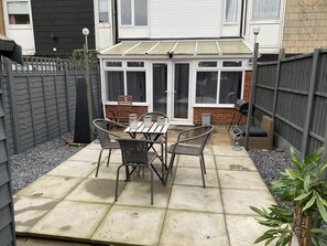 House | Terrace/patio - 3 Bed House (Birmingham)