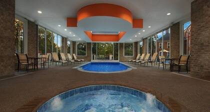 2 Bedroom, 2 Bath Villa at Marriott's Manor Club - Ford's Colony: Premium Resort