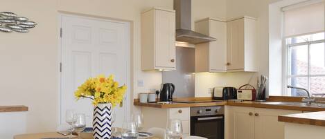 Geschirrspüler, Hochstuhl