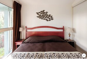 3 soverom, strykejern/-brett, wi-fi (inkludert) og sengetøy