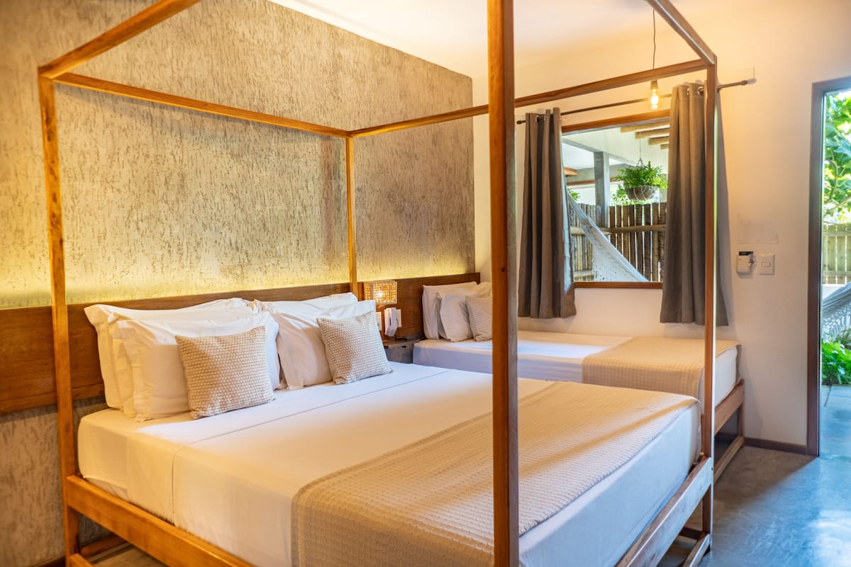 Ropa de cama de alta calidad y minibar