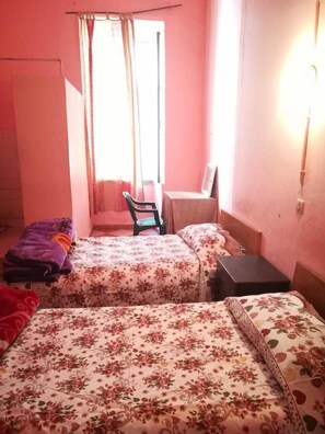 Wifi gratis y ropa de cama