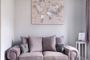 Maison Affaires, 3 chambres | Coin séjour | TV connectée de 48 pouces avec chaînes numériques, télévision, Netflix