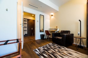 Comfort Studio, Kitchen (Stay Small) | Living area | 100-cm flat-screen TV with satellite channels, TV - Blackhome Graz (Graz)