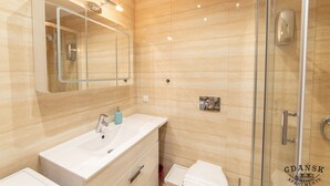 Family Apartment | Bathroom - Gdansk Apartments Piwna 14 (Gdansk)