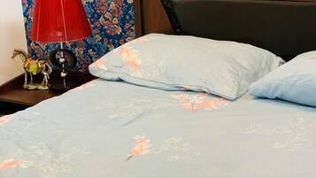 Family Apartment | 2 bedrooms, iron/ironing board, free WiFi