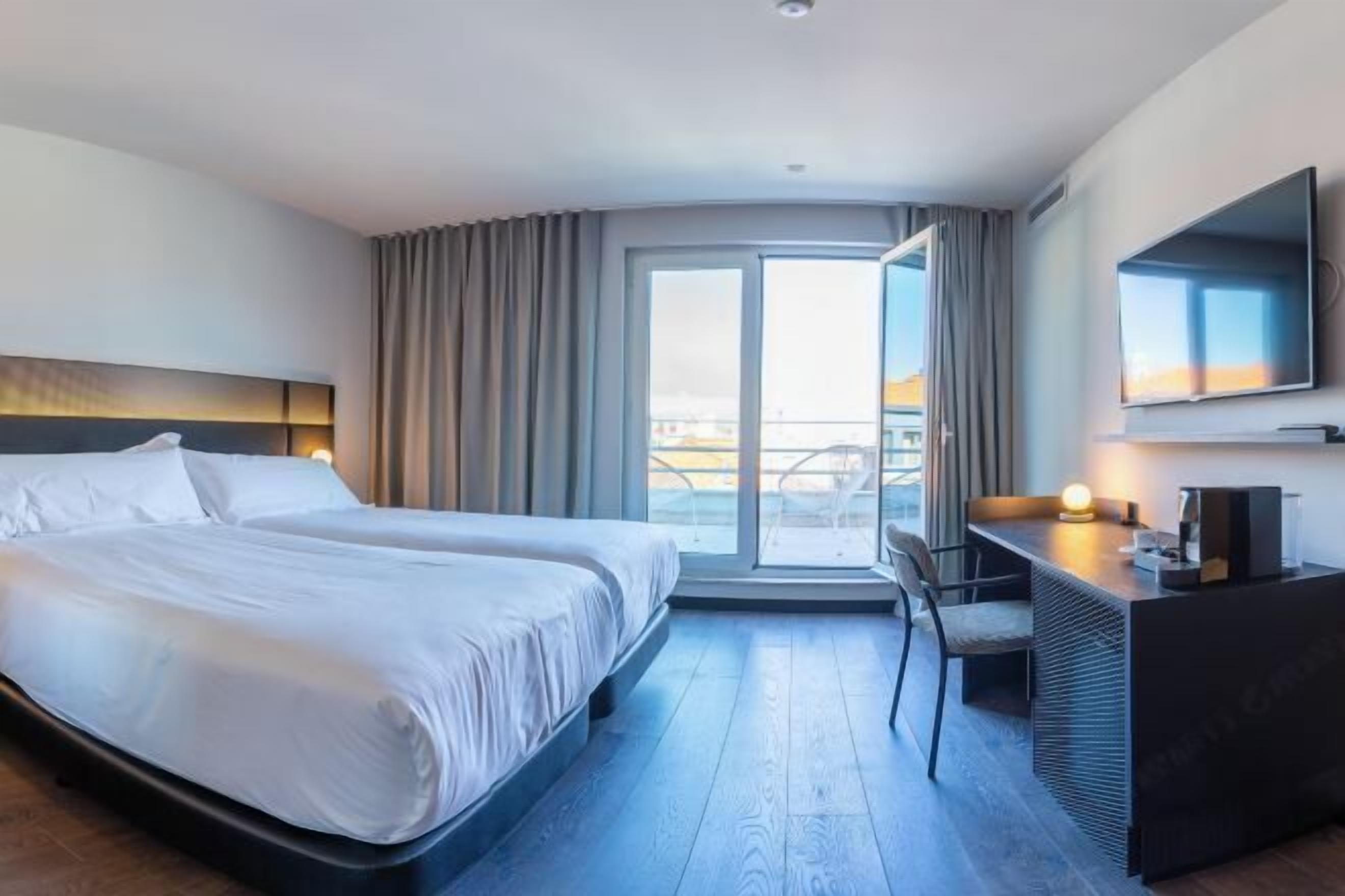 In-room safe, desk, blackout curtains, soundproofing