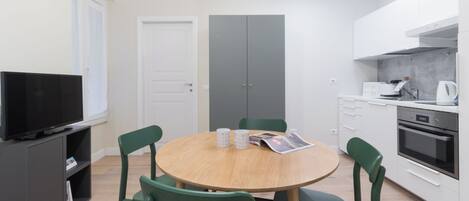 Apartment (1 Bedroom) | Interior