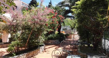 Residenza dei Fiori - by Mamberto S.r.l.