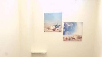 3 chambres, fer et planche Ă repasser, lit parapluie, accĂšs Internet