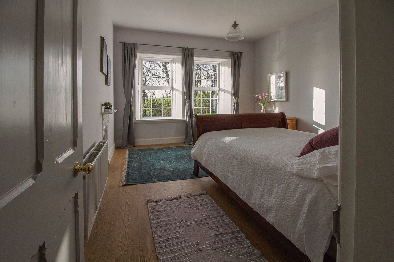 4 bedrooms, in-room safe, iron/ironing board, free WiFi