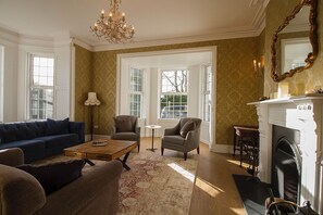 Smart TV - Timoleague West Cork Priory House  (Cork)