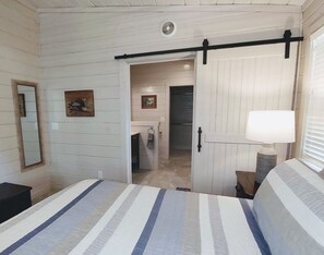 3 bedrooms, desk, iron/ironing board, travel cot