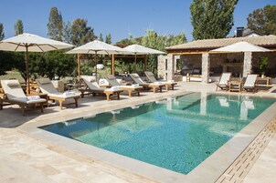 Seasonal outdoor pool