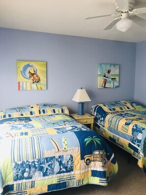 5 bedrooms, iron/ironing board, WiFi, bed sheets - Enjoy your summer at the beach. Private pool and just steps away from the ocean. (Ocean Isle Beach)