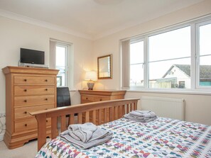 3 chambres, Wi-Fi gratuit, draps fournis