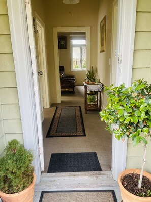 Interior - Machiya Cottage Charm (melbourne)