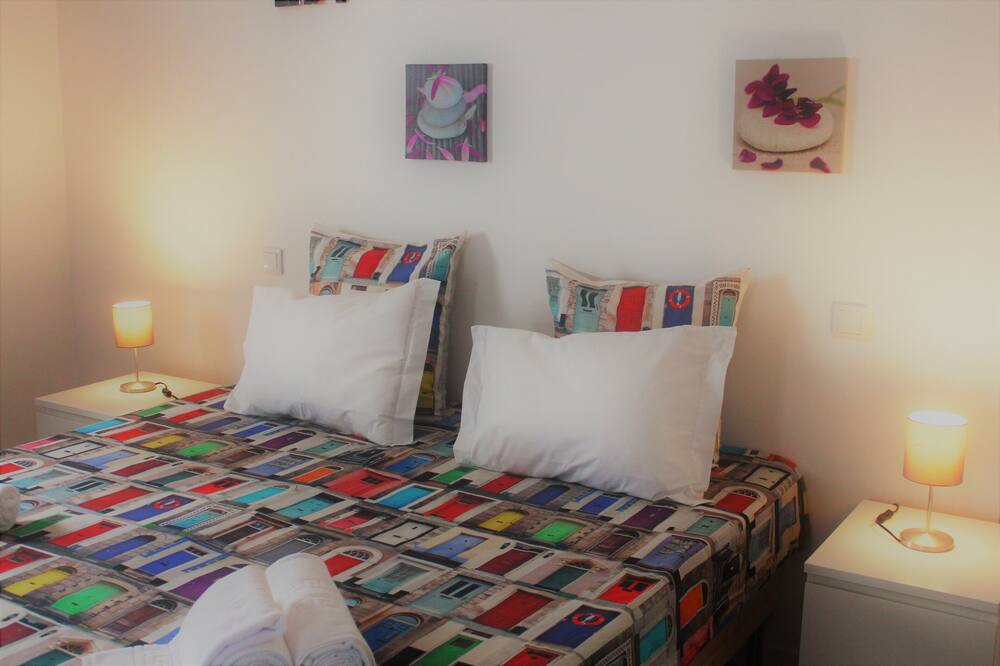 Very well equipped apartment in the center of São Roque do Pico