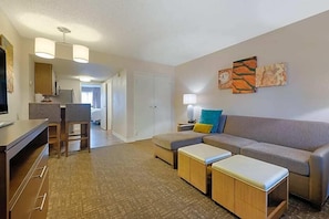 Cots/infant beds - Staybridge Suites Orlando Royale Parc Suites (Kissimmee)