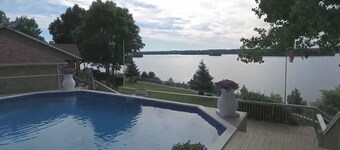 “Escape the city, embrace the serenity" Spring, summer and Fall Getaway !!!