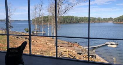 Lakefront Masters Retreat!